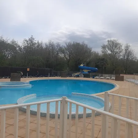 Camping Mobil Angles (Vendee)